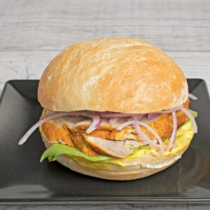 SANDWICH DE POLLO MECHADO